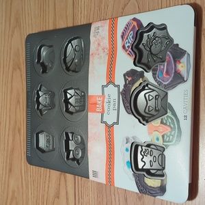 Bradshaw Halloween pan